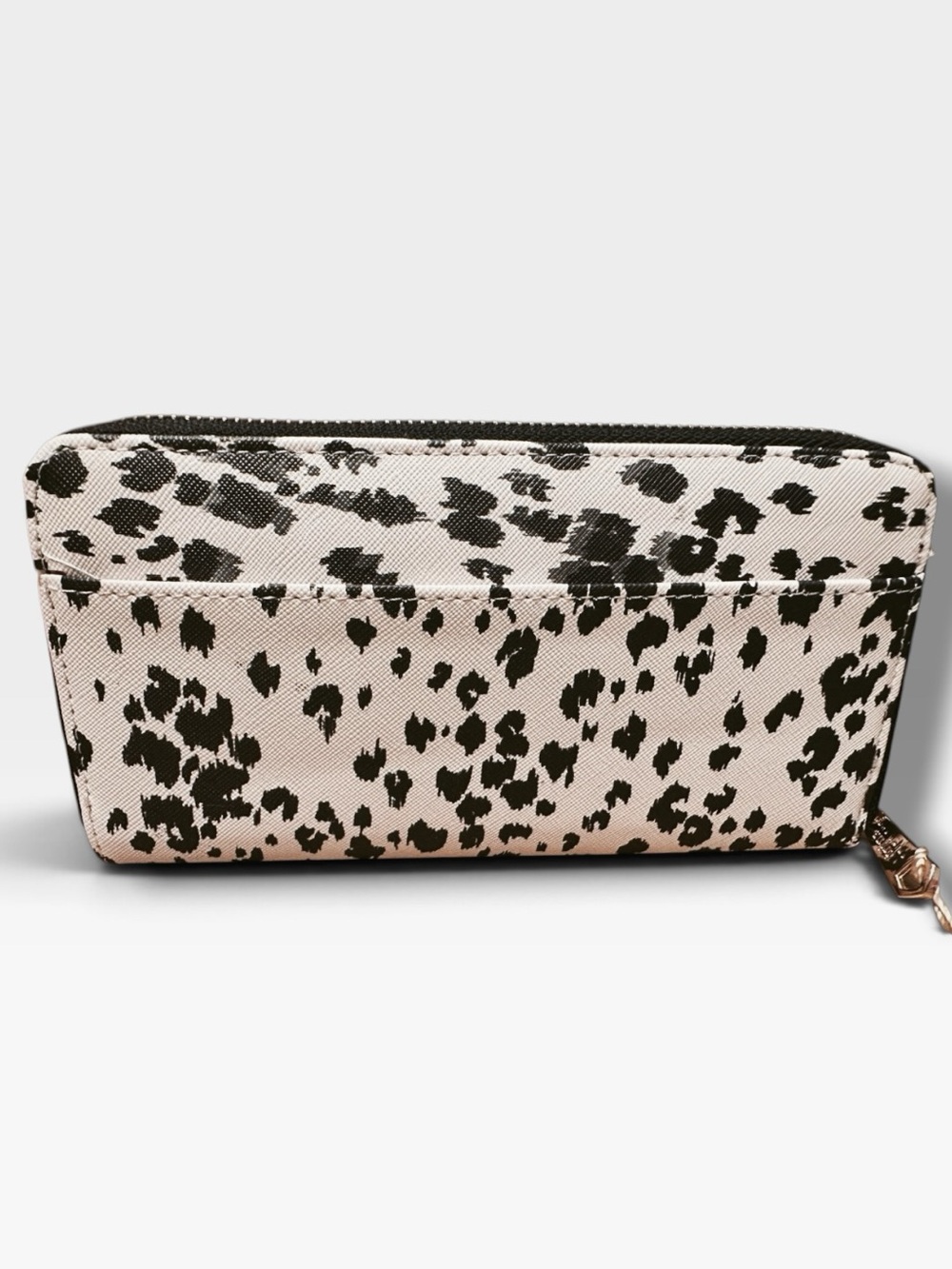 🌸NWT:Trina Turk Large Zip Around Wallet